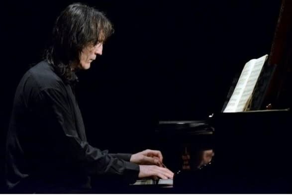 Grazioso Zeneszalon évadnyitó koncert - Oravecz György zongoraestje Budapest